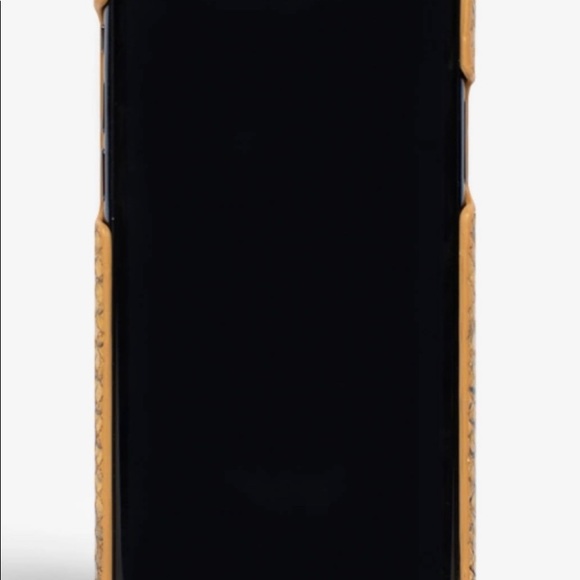 iPhone 11 Pro genuine snake leather case - Picture 4 of 5